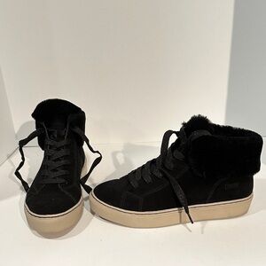 Cougar Fur-Lined Winter Lace-Up Sneakers
